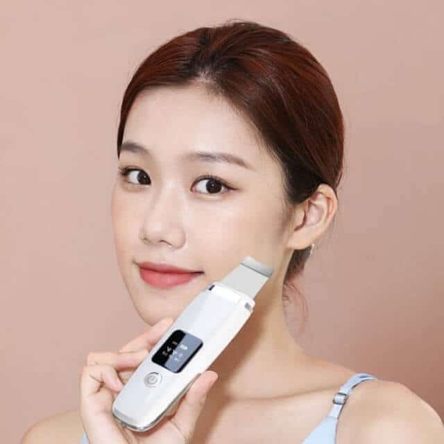 Facial Pore Cleaner with LED Display | Blackhead Remover