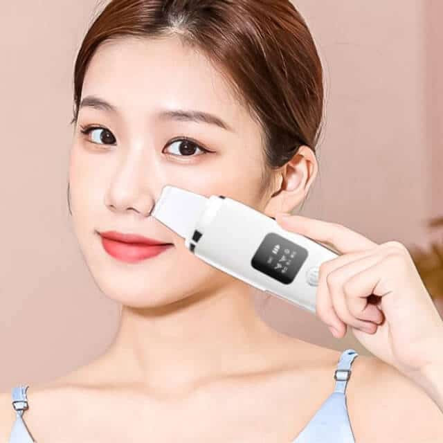 Facial Pore Cleaner with LED Display | Blackhead Remover